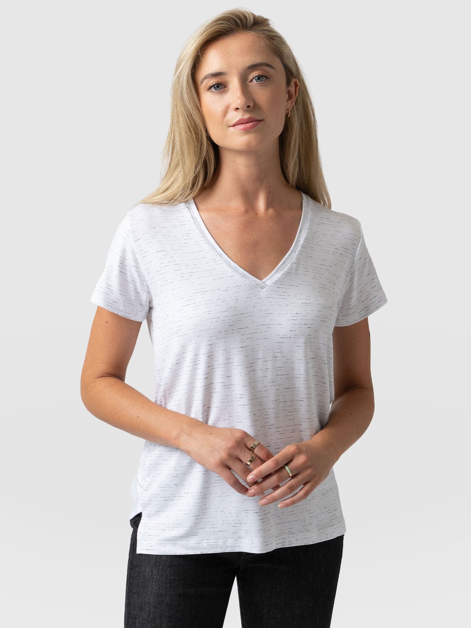 Apartment Tee White Fleck - Women's T-Shirts | Saint + Sofia® EU